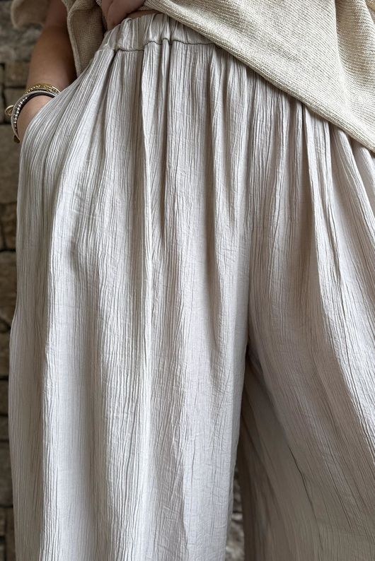 Cyril Crinkelle Wide Leg Pant Mocha